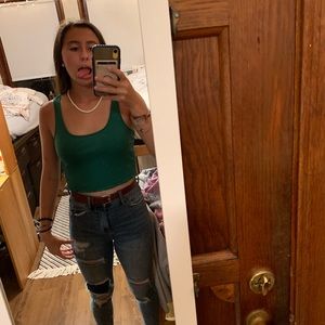 Meet your Posher, Ella